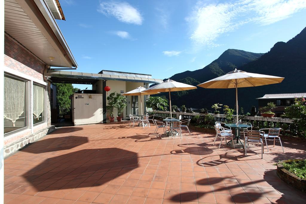 Hotspring World Wulai Hotel Екстериор снимка