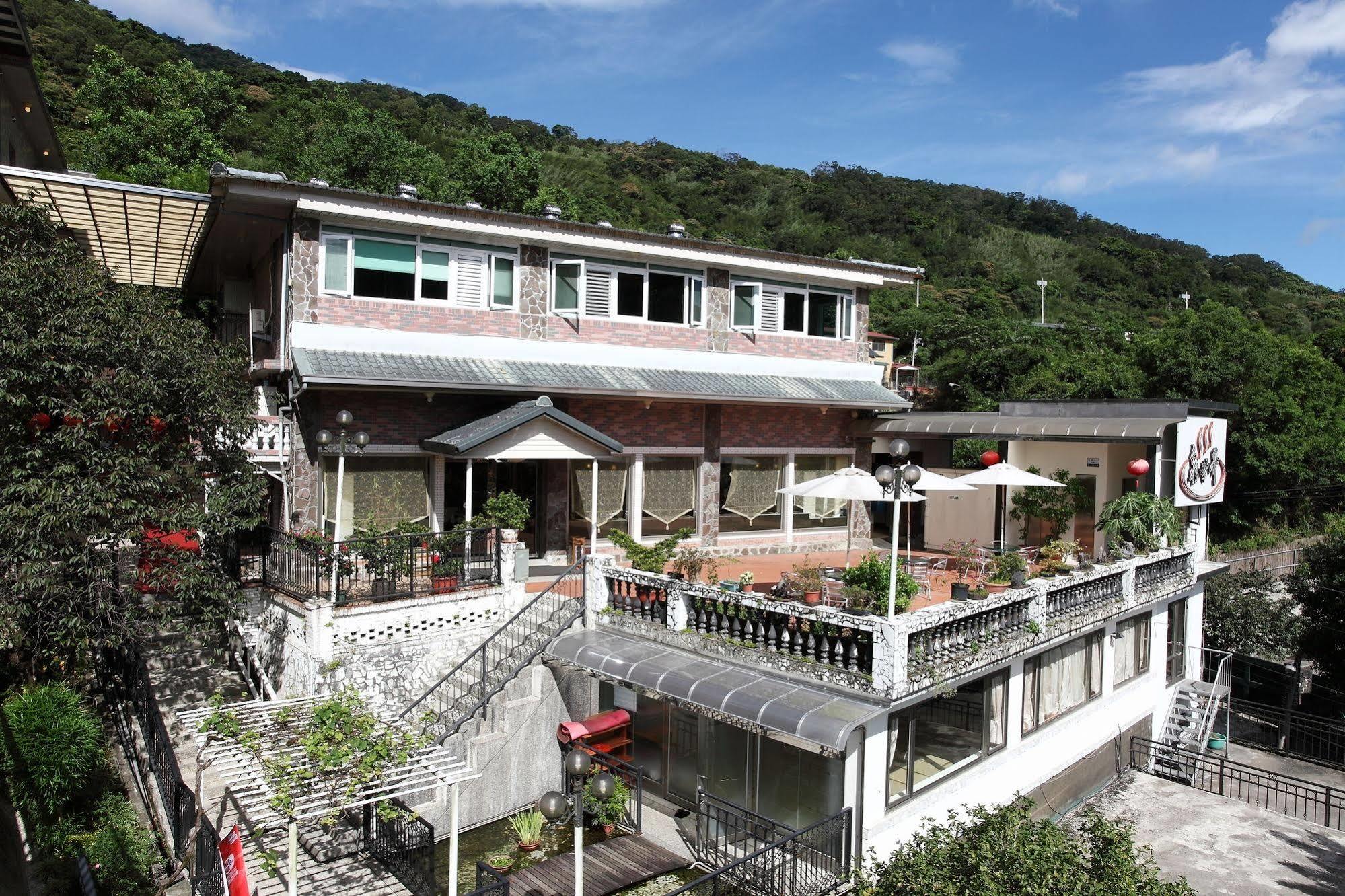 Hotspring World Wulai Hotel Екстериор снимка