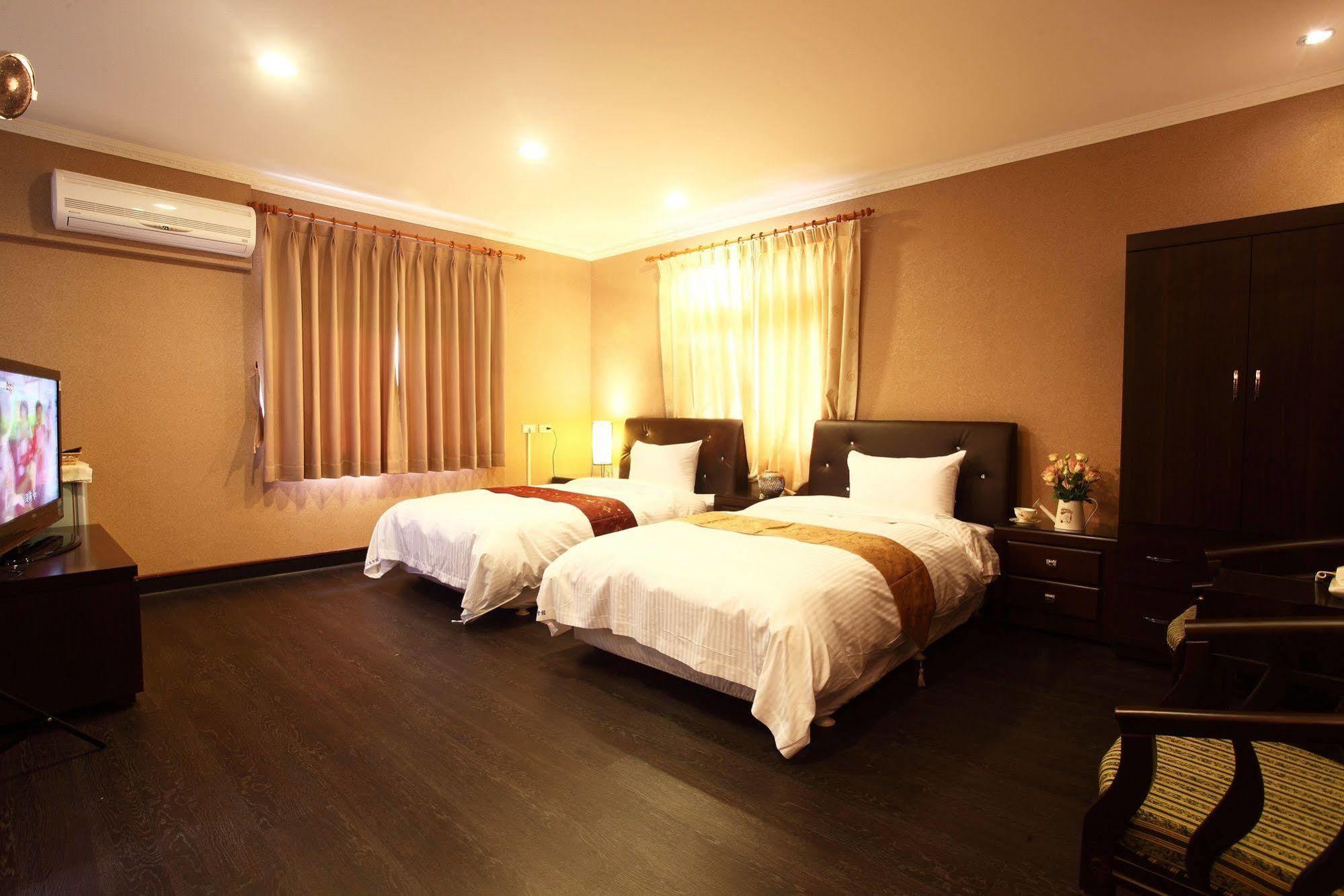 Hotspring World Wulai Hotel Екстериор снимка